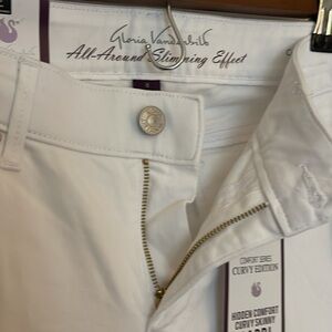 NWT Gloria Vanderbilt curvy skinny capri pants